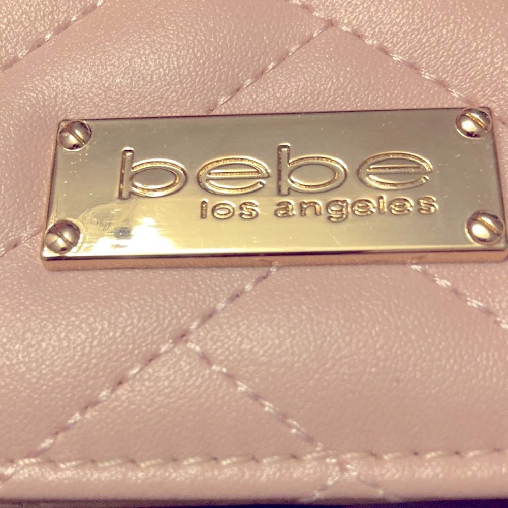 BEBE LIGHT PINK CROSSBODY. Pink rope like material throughout strap.Quilted.NWOT - Picture 2 of 9